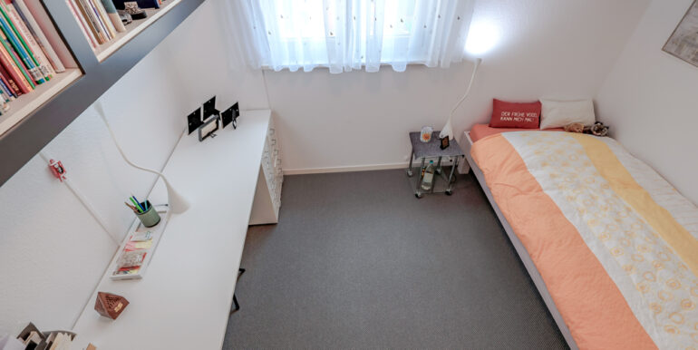Schlafzimmer UG
