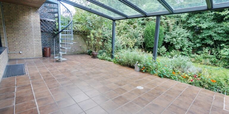 überdachte Terrasse