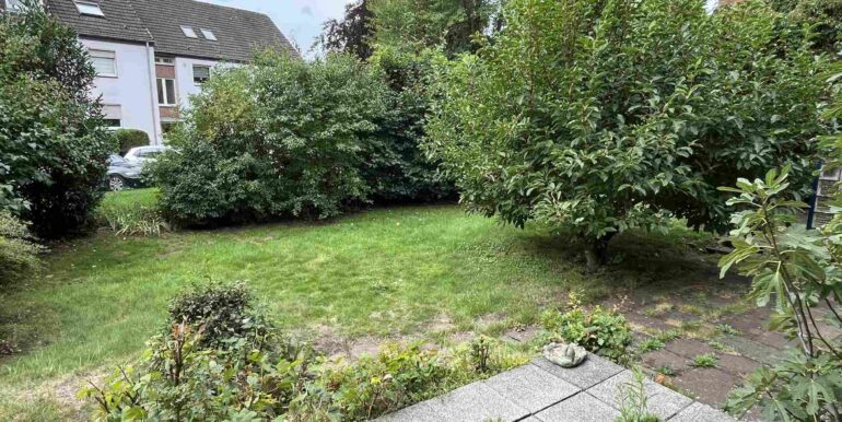 ...Austritt auf die Terrasse