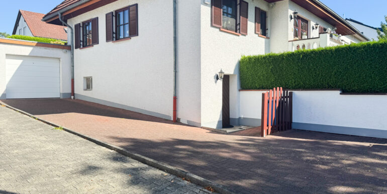 Hofbereich-Garage