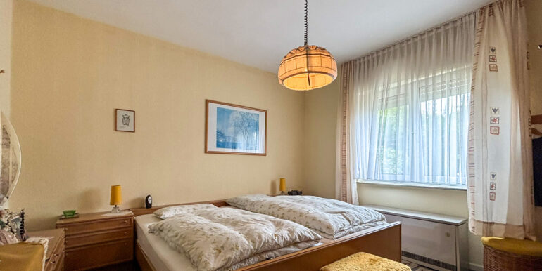 Schlafzimmer EG
