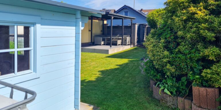 schön angelegter Garten