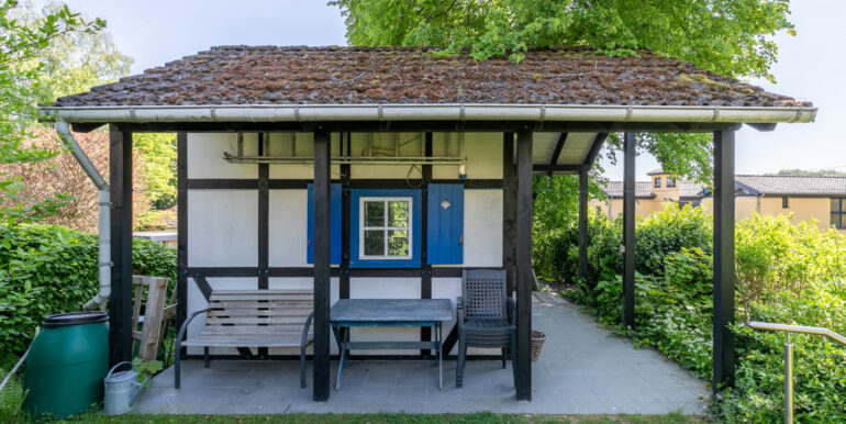 Gartenhaus im Fachwerkstil