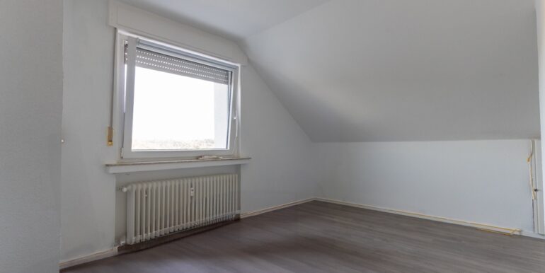 Kinder-/ oder Arbeitszimmer 1