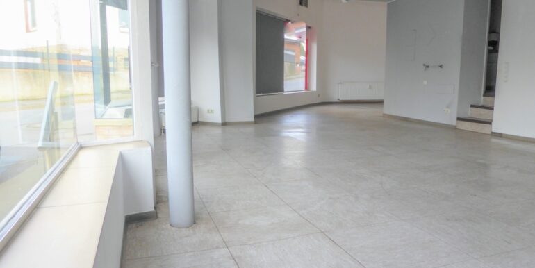 Vordere Gewerbeeinheit