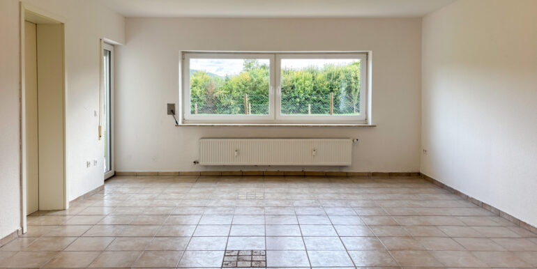 Wohnzimmer KG