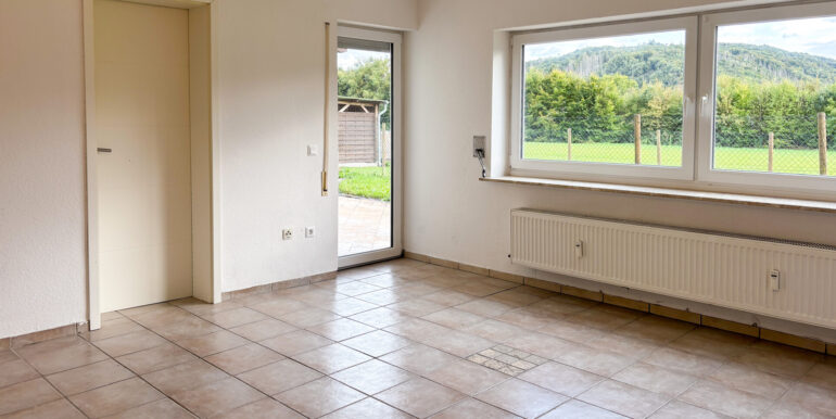 Wohnzimmer KG