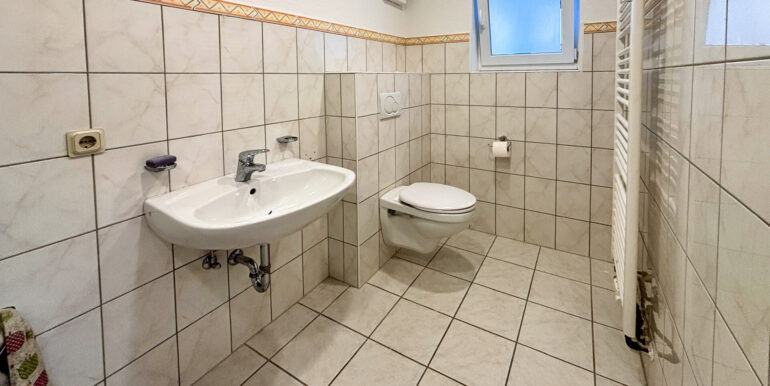 Badezimmer KG