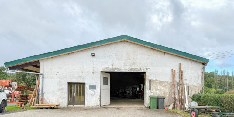 Gewerbehalle