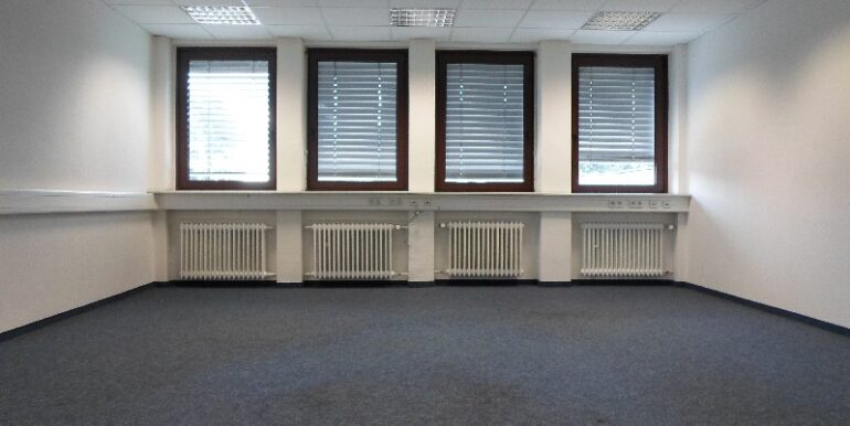 Büro 1