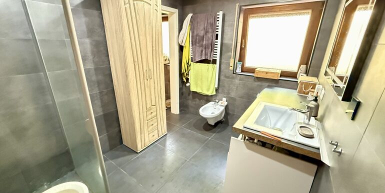 Badezimmer EG