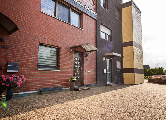 Repräsentativer Eingangsbereich – herzlich willkommen!