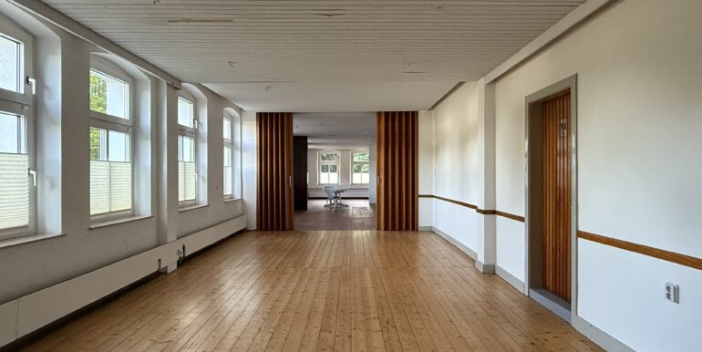 Gewerbe EG rechts hinten