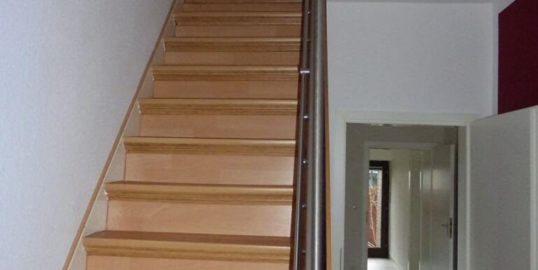 Treppe vom Haupthaus