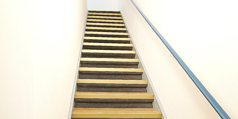 Treppe zum 1. OG