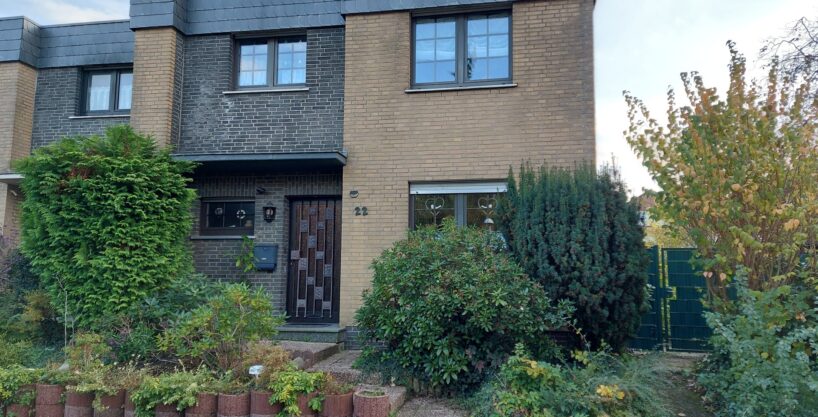 Reihenendhaus mit vielfältigen Nutzungsmöglichkeiten in ruhiger Wohnlage in Geldern