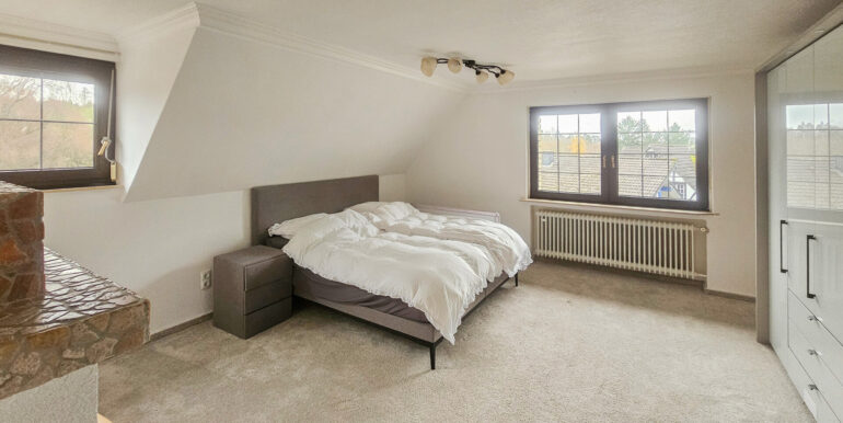 Elternschlafzimmer OG