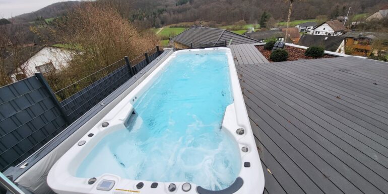 Whirlpool mit Gegenstromanlage