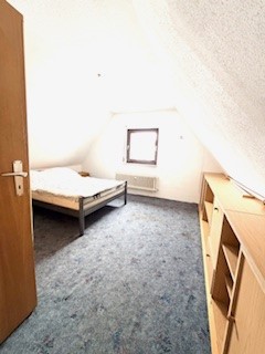 Ausgebauter Spitzboden Zimmer 1