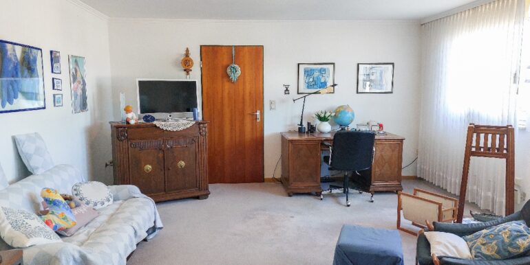 Ein großzügiger Wohnraum im DG