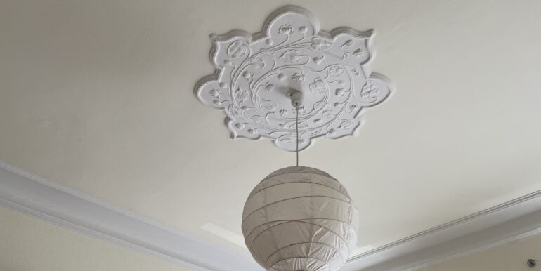 ... mit Stuckelementen