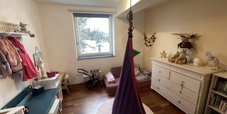 kleineres Schlafzimmer