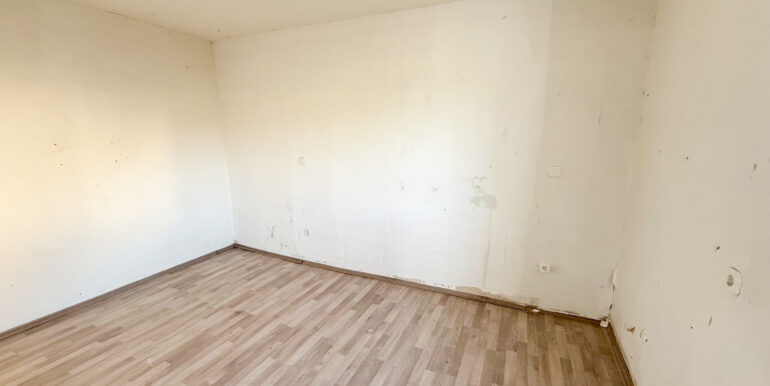 Schlafzimmer WE links