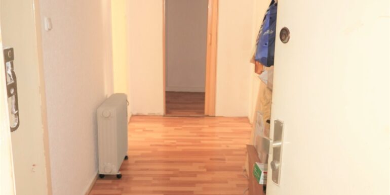 2.Zimmerwohnung im 1.OG rechts