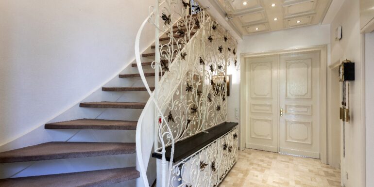 Repräsentatives Entrée