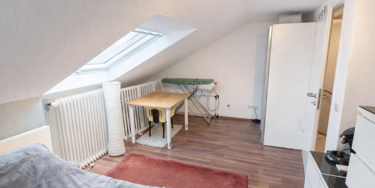 2. Schlafzimmer DG Foto I