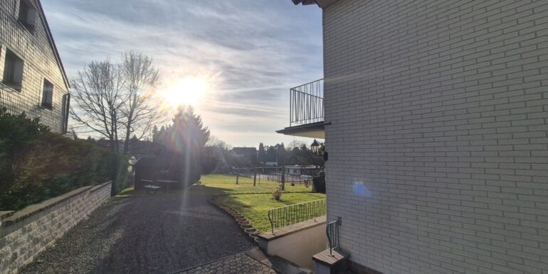 in ruhiger Einbahnstraße