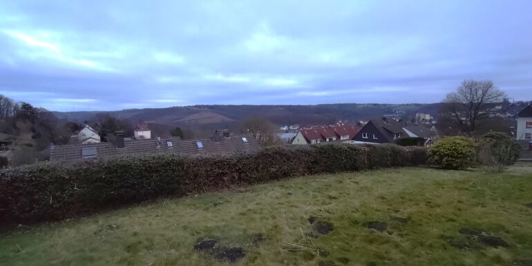 Grundstück mit Fernsicht