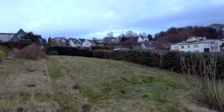 Grundstück mit Fernsicht