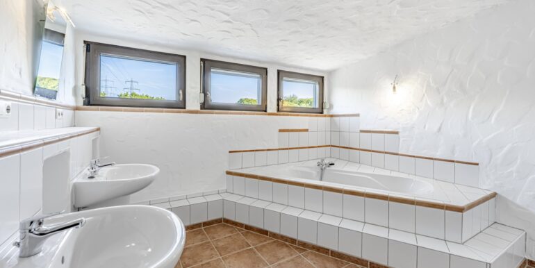 Badezimmer Dachgeschoss