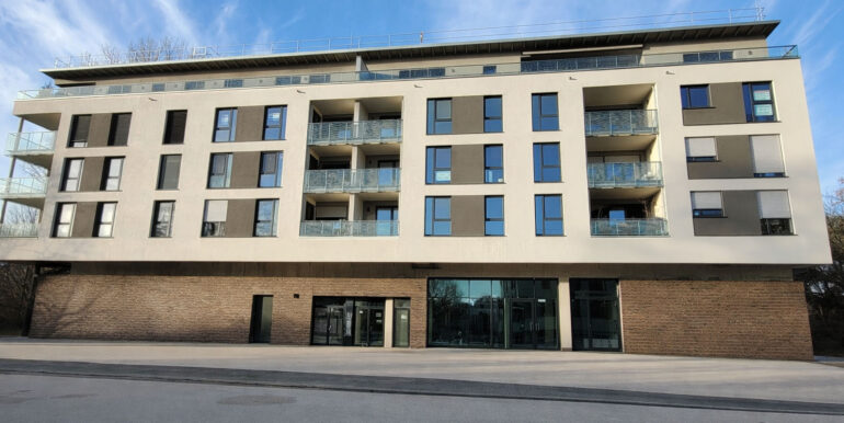 Seitliche Hausansicht