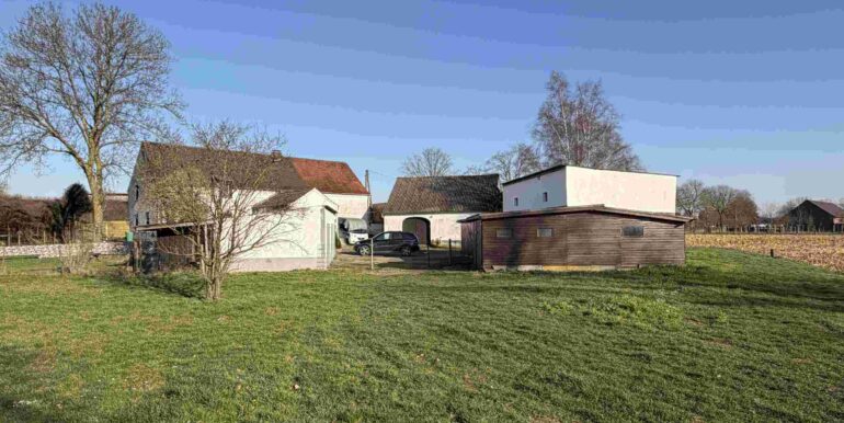 Zweifamilienhaus in Moers-Kapellen im Bauernhofstil