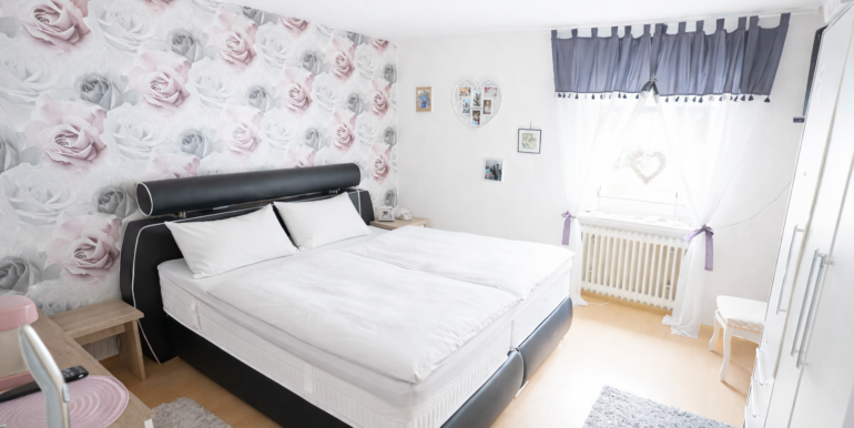 2. Schlafzimmer (WE 1)