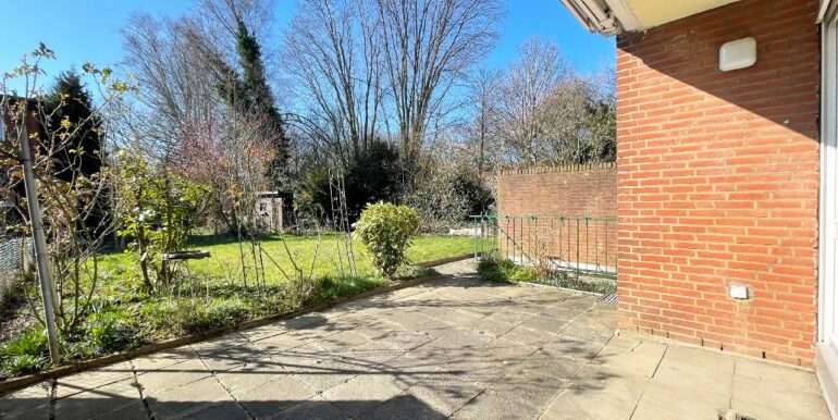 Terrasse mit Markise