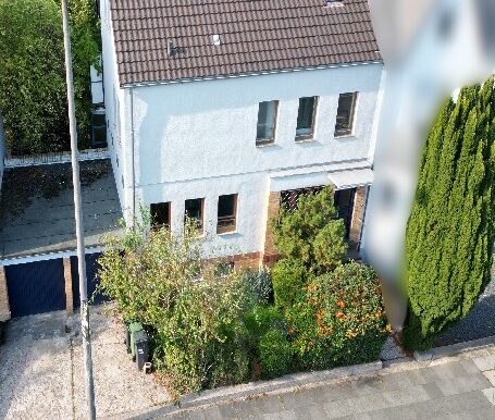 Straßenansicht