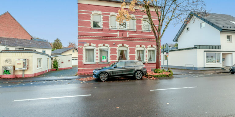 Straßenansicht