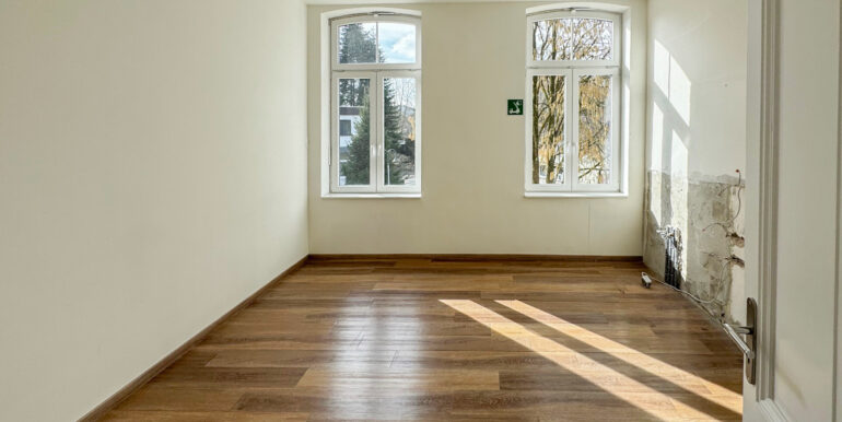 Zimmer 1 OG