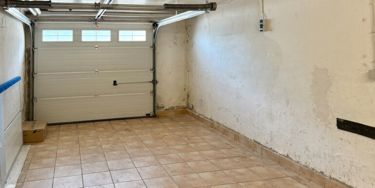 Garage KG