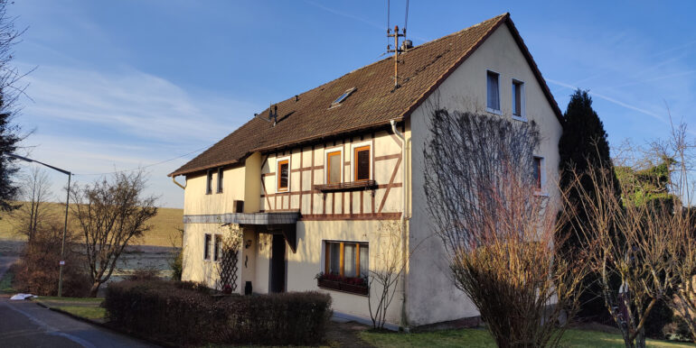 Straßenansicht
