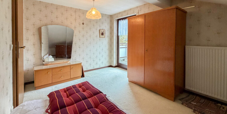 Schlafzimmer DG