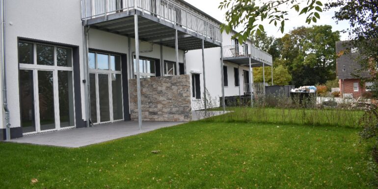 Gartenanteil mit Terrasse