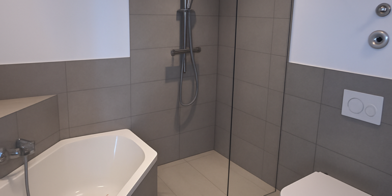 Hauptbadezimmer