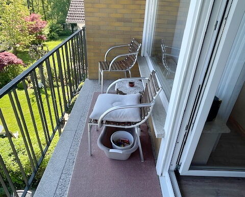 Haushälfte links Balkon