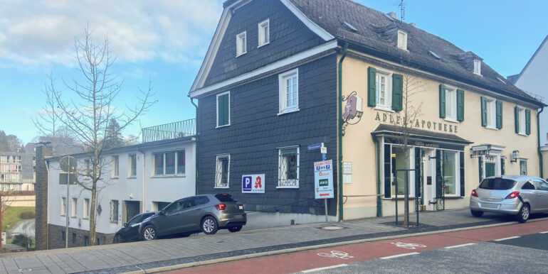 Straßenansicht