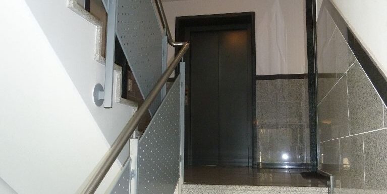 Modernes Treppenhaus