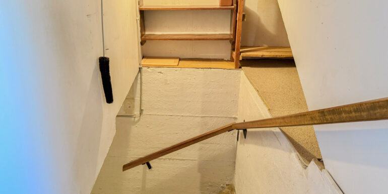 Haus Nr. 6 KG